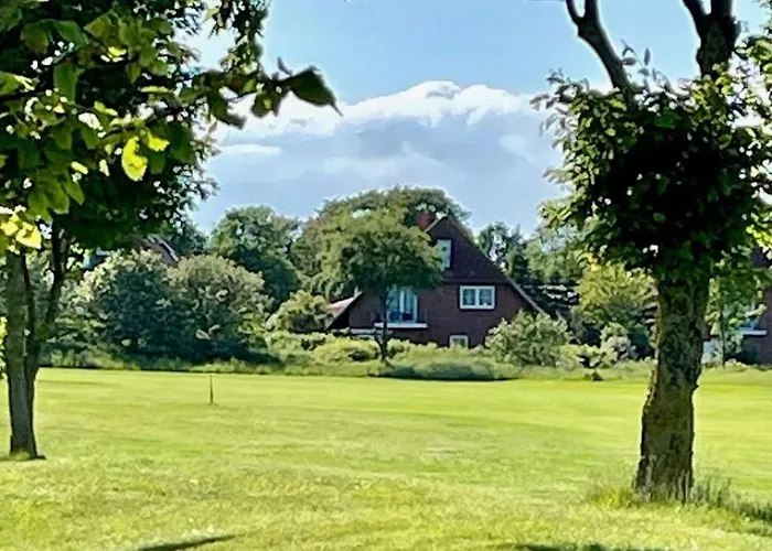 Fewo-mit-terasse-u-garten-am-golfplatz