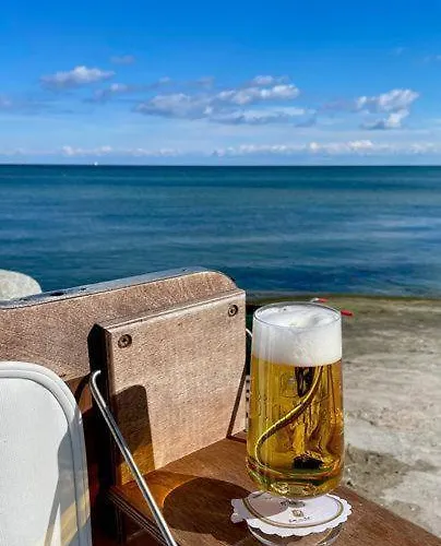 Fewo-mit-terasse-u-garten-am-golfplatz Appartement *